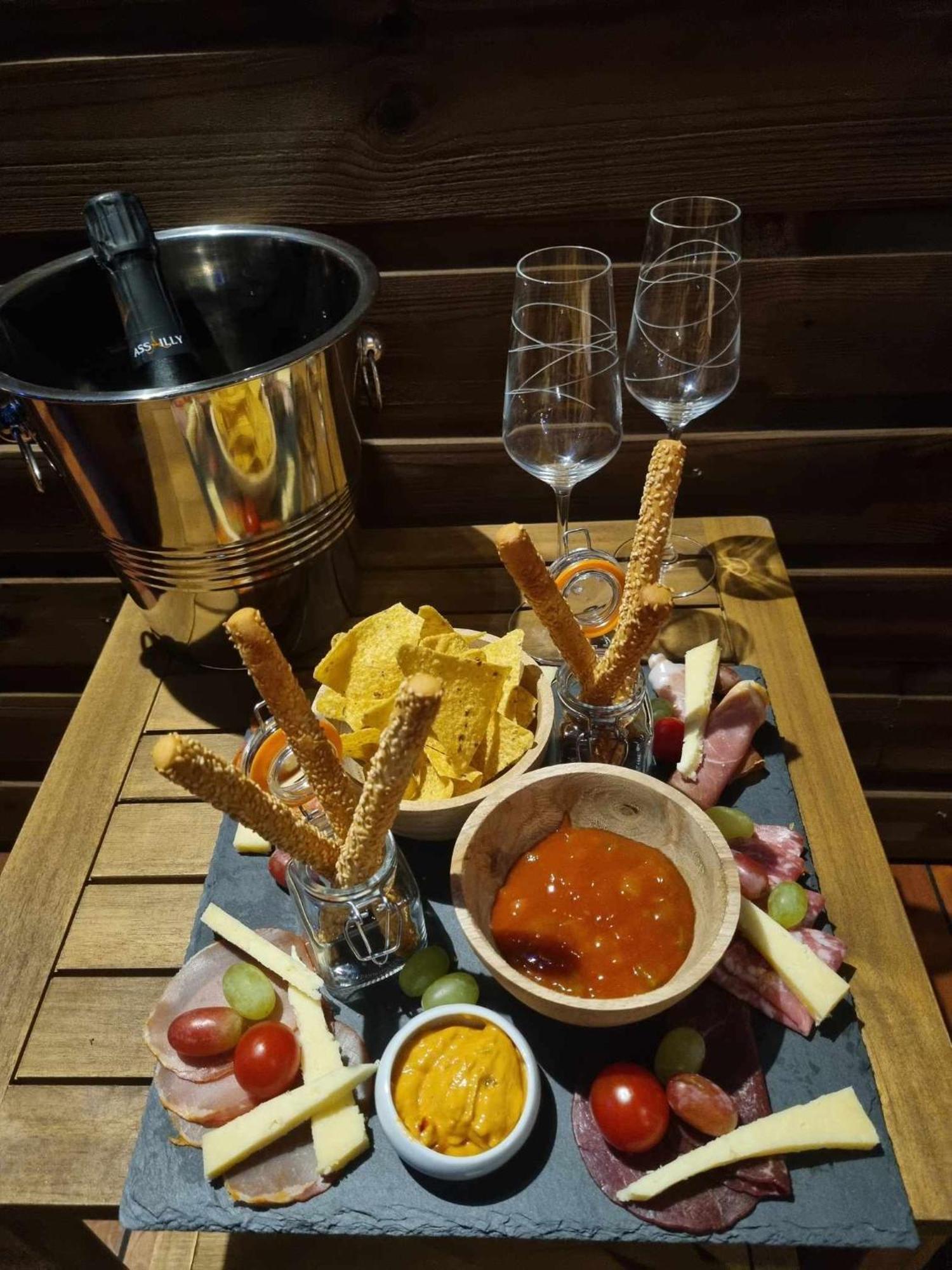 Le Chalet Loft Spa Кале Екстериор снимка