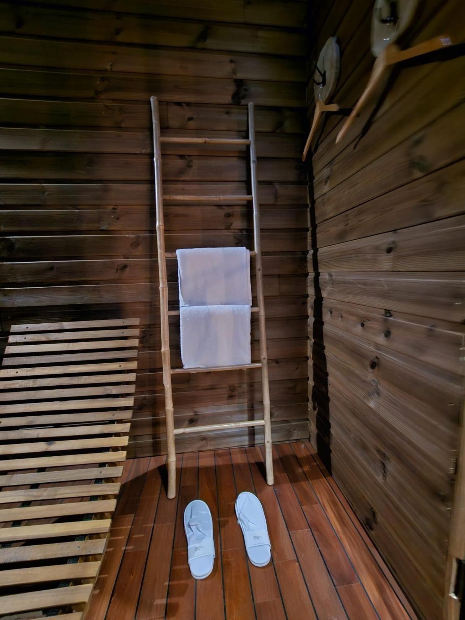 Le Chalet Loft Spa Кале Екстериор снимка
